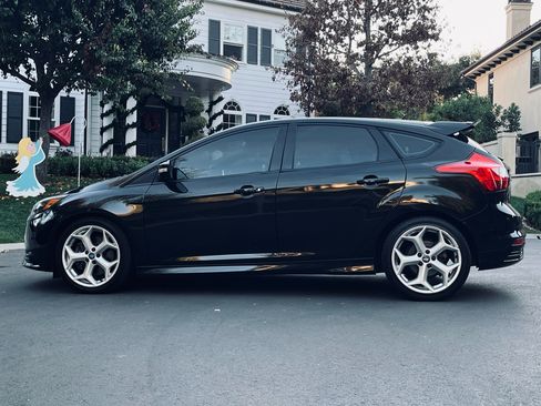Used 2013 Ford Focus ST image 5