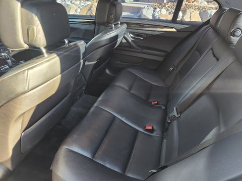 Used 2013 BMW 528i xDrive 528i xDrive Sedan 4D image 8