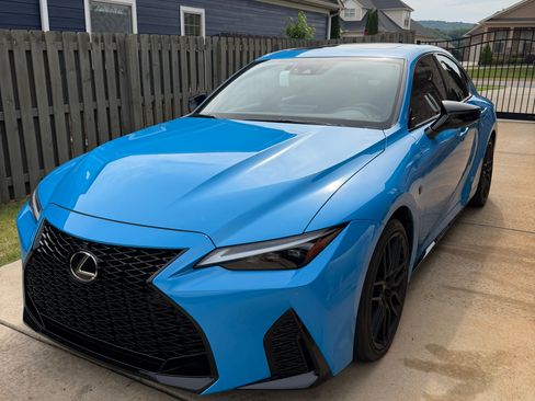 Used 2024 Lexus IS 500 w/ Special Appearance Package RWD image 2