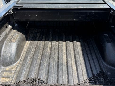 Used 2019 Chevrolet Colorado Z71 AWD/4WD image 12