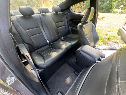 Used 2017 Honda Accord EX-L image 18