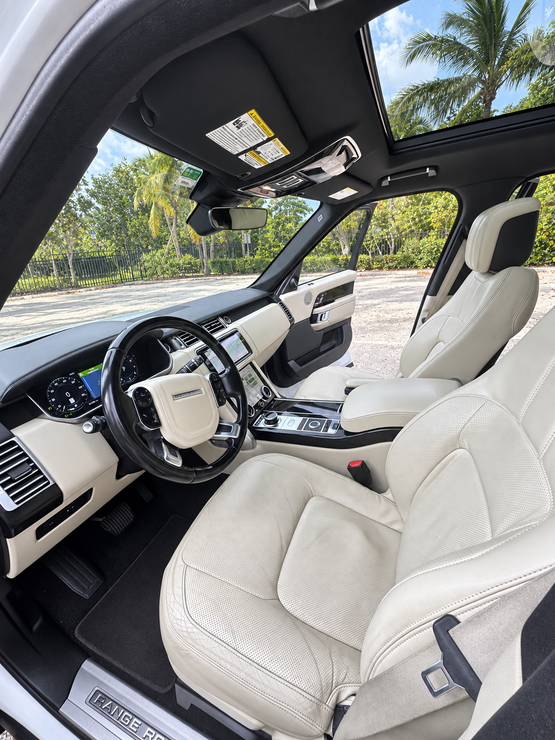 Used 2019 Land Rover Range Rover HSE AWD/4WD image 17