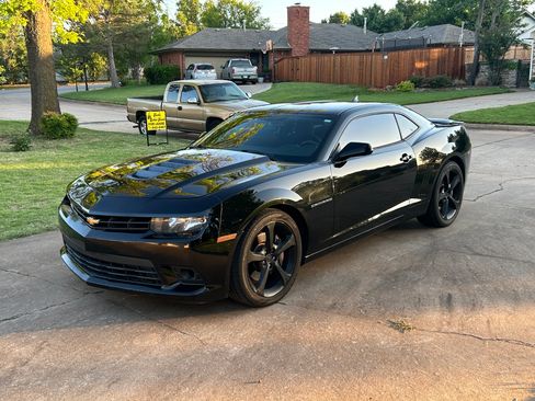 Used 2014 Chevrolet Camaro SS RWD image 6