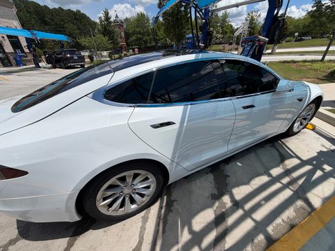 Used 2016 Tesla Model S 75 RWD image 8