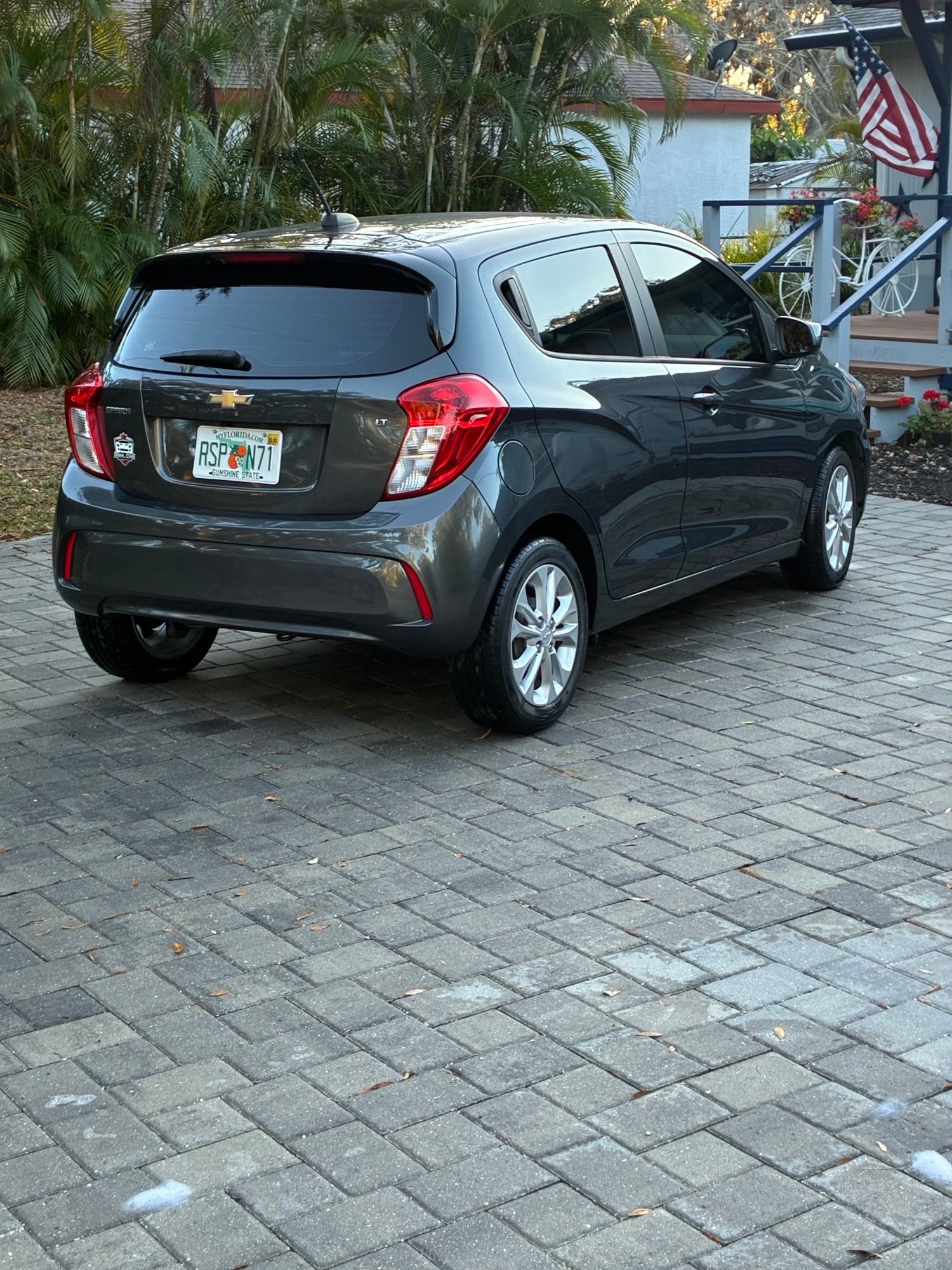 Used 2021 Chevrolet Spark LT FWD image 2