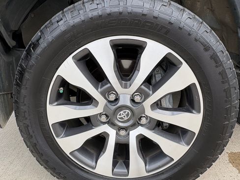 Used 2019 Toyota Tundra Limited AWD/4WD image 6