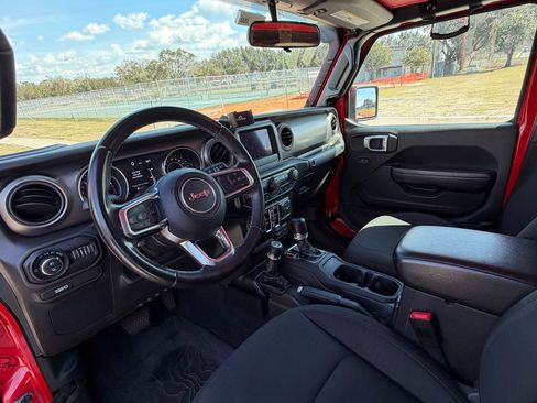 Used 2020 Jeep Gladiator Sport w/ Quick Order Package 24S image 13