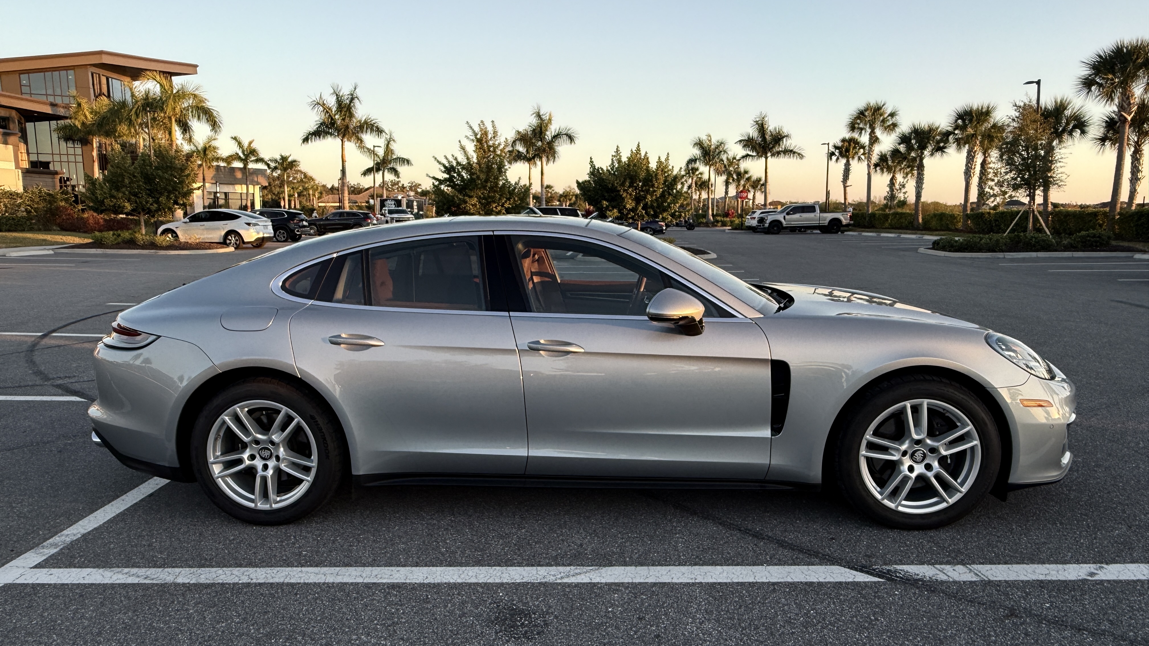 Used 2021 Porsche Panamera 4 AWD/4WD image 6