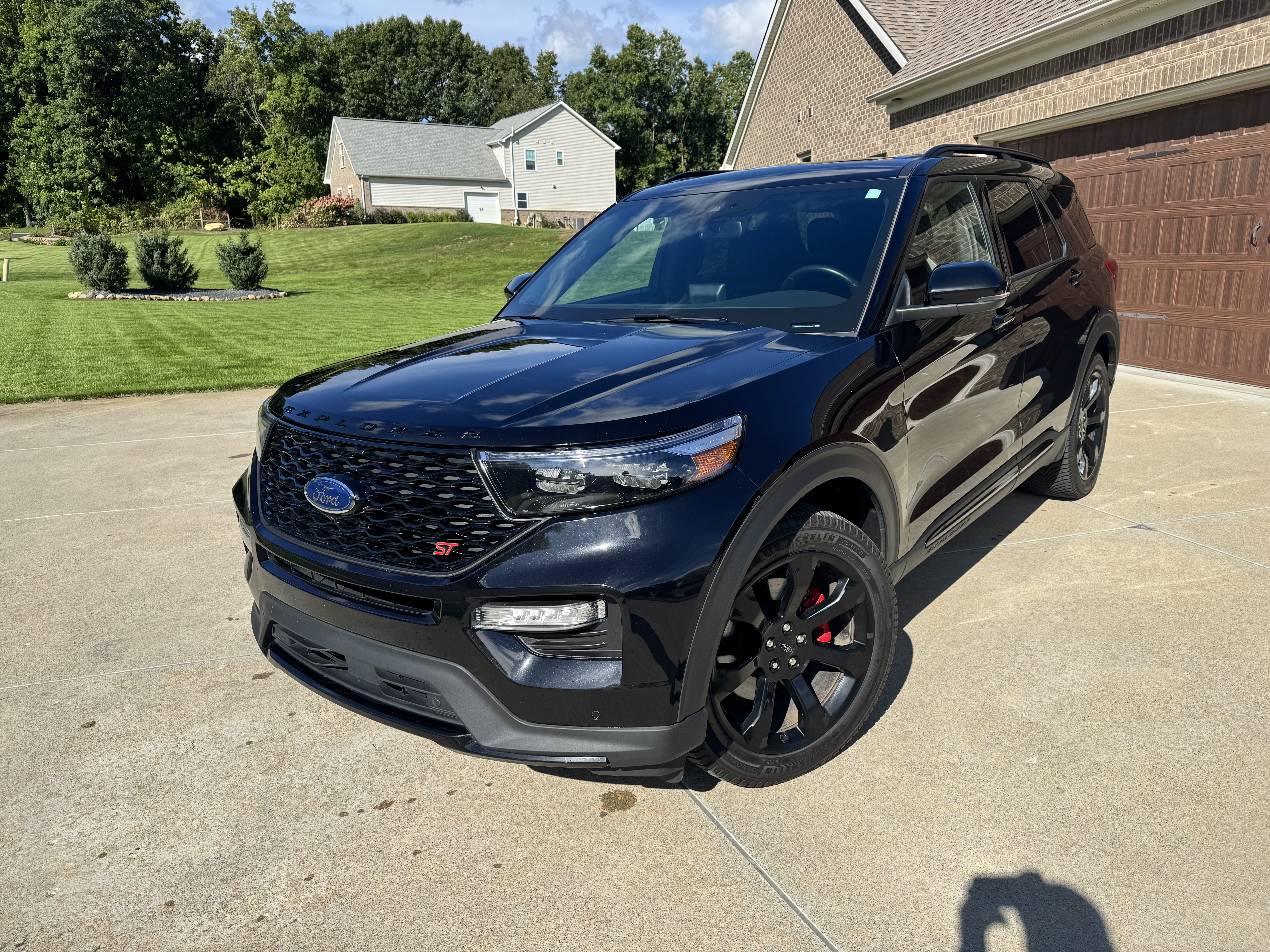 Used 2023 Ford Explorer ST w/ Equipment Group 401A AWD/4WD image 1