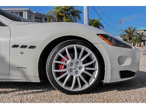 Used 2009 Maserati GranTurismo S image 15