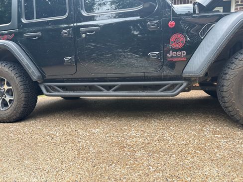 Used 2019 Jeep Wrangler Unlimited Rubicon AWD/4WD image 6