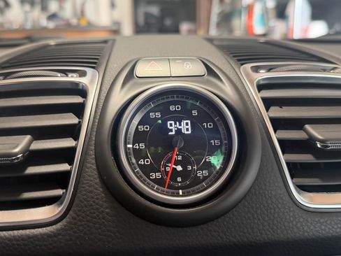 Used 2014 Porsche Cayman S image 9