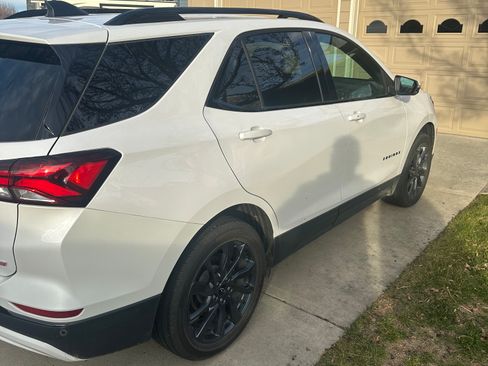 Used 2024 Chevrolet Equinox RS w/ RS Leather Package image 2