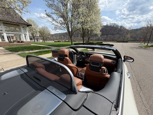 Used 2017 Mercedes-Benz S 550 Cabriolet image 26