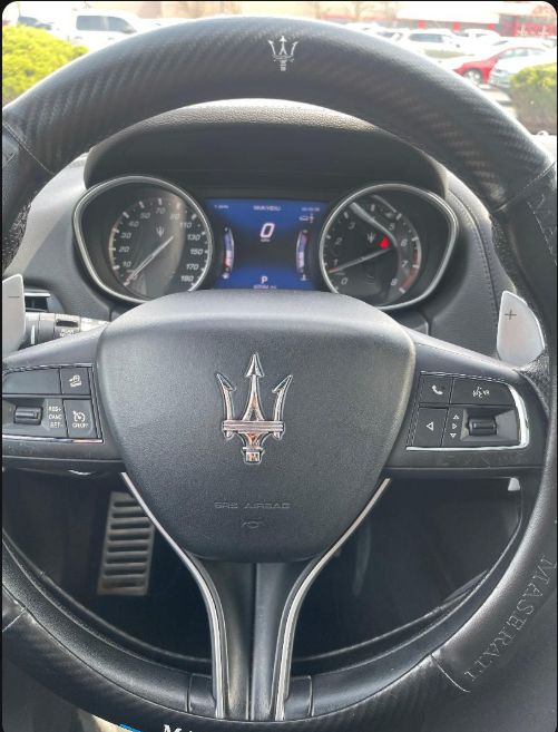 Used 2018 Maserati Levante GranSport AWD/4WD image 15