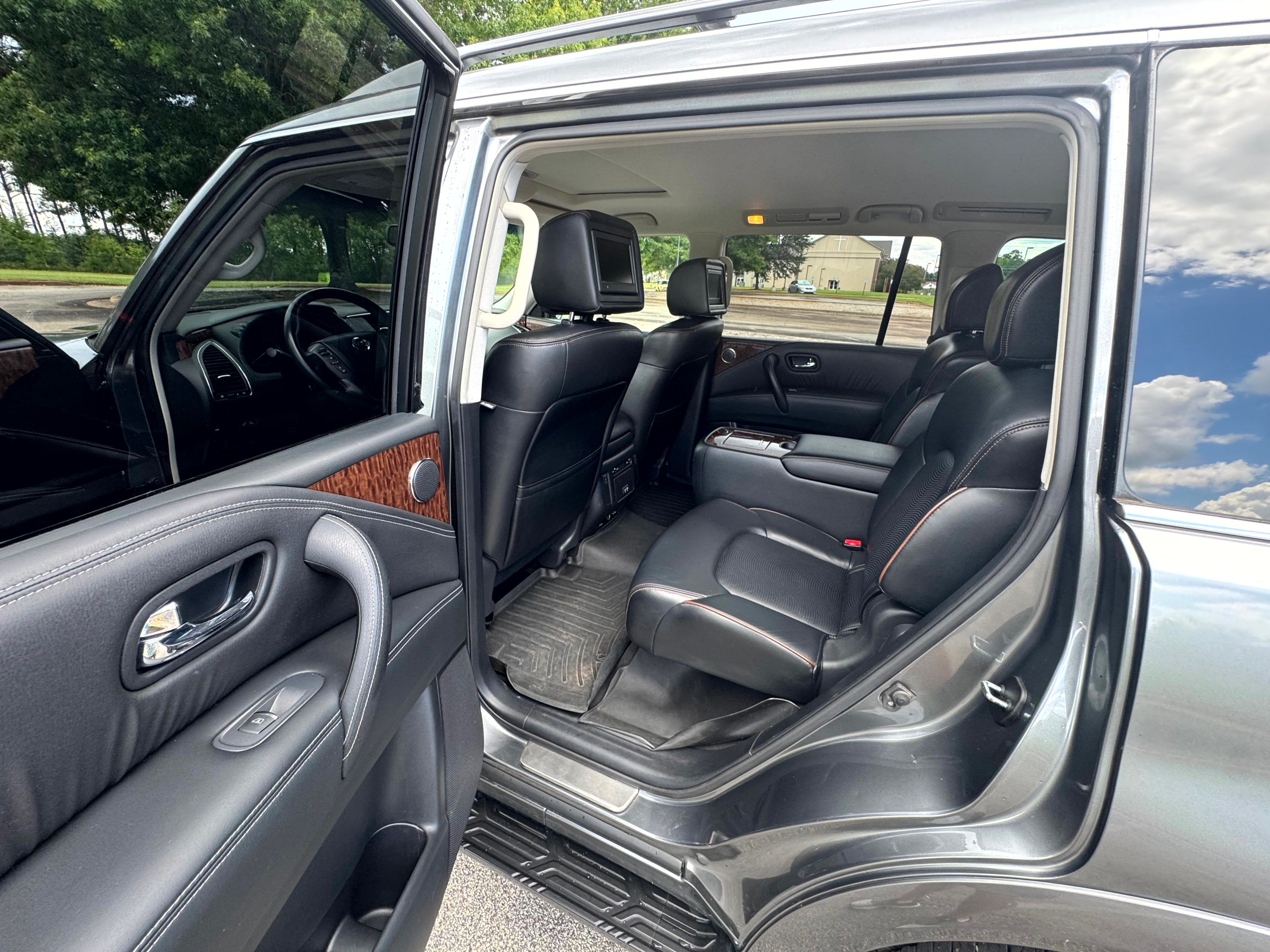 Used 2017 Nissan Armada Platinum w/ Captain Seat Package AWD/4WD image 11