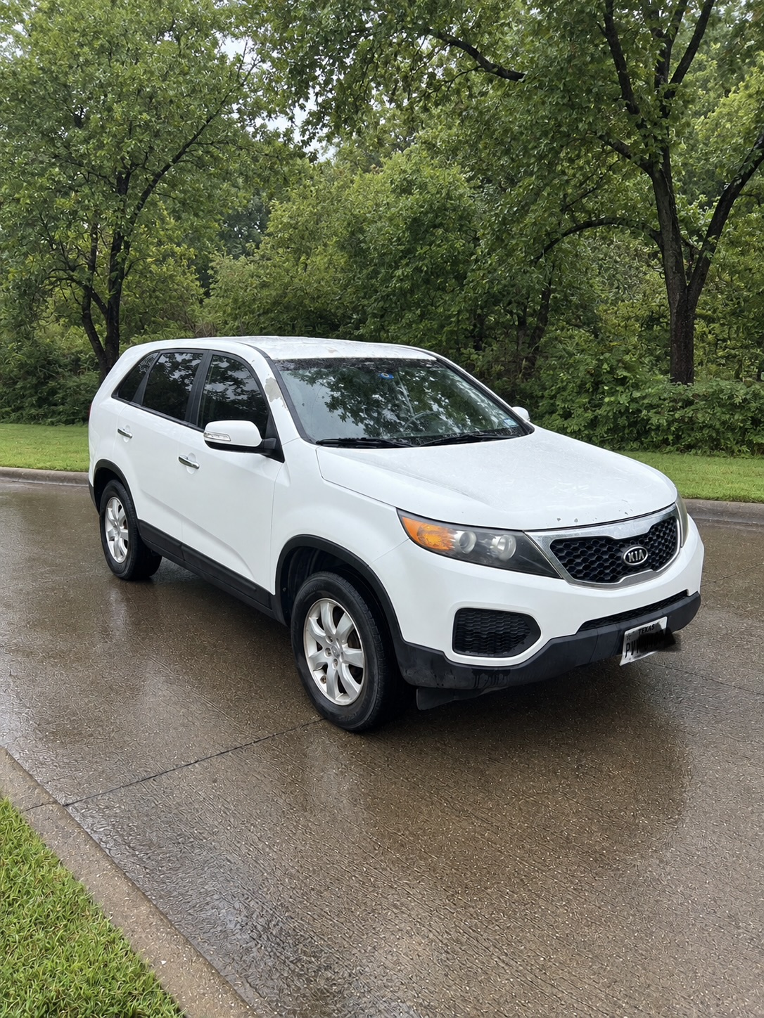 Used 2012 Kia Sorento FWD image 1