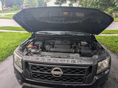 Used 2023 Nissan Frontier S w/ Technology Package AWD/4WD image 19