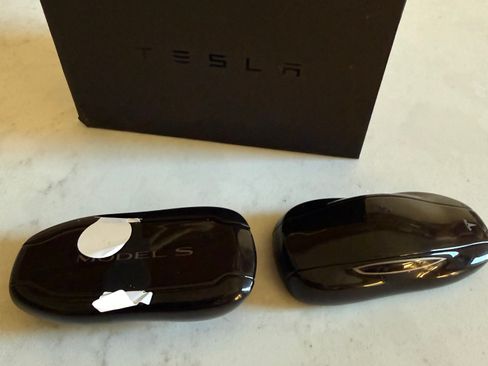 Used 2022 Tesla Model S Standard Range image 14