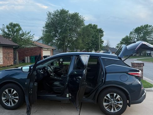 Used 2017 Nissan Murano SL w/ SL Technology Package image 16