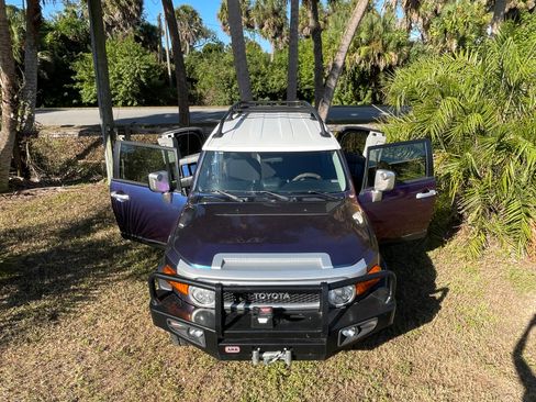 Used 2007 Toyota FJ Cruiser 4WD image 25