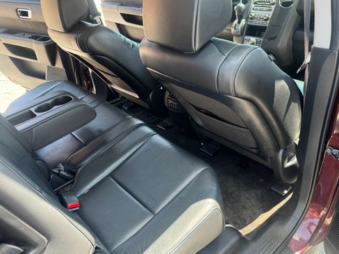 Used 2013 Honda Pilot Touring image 12