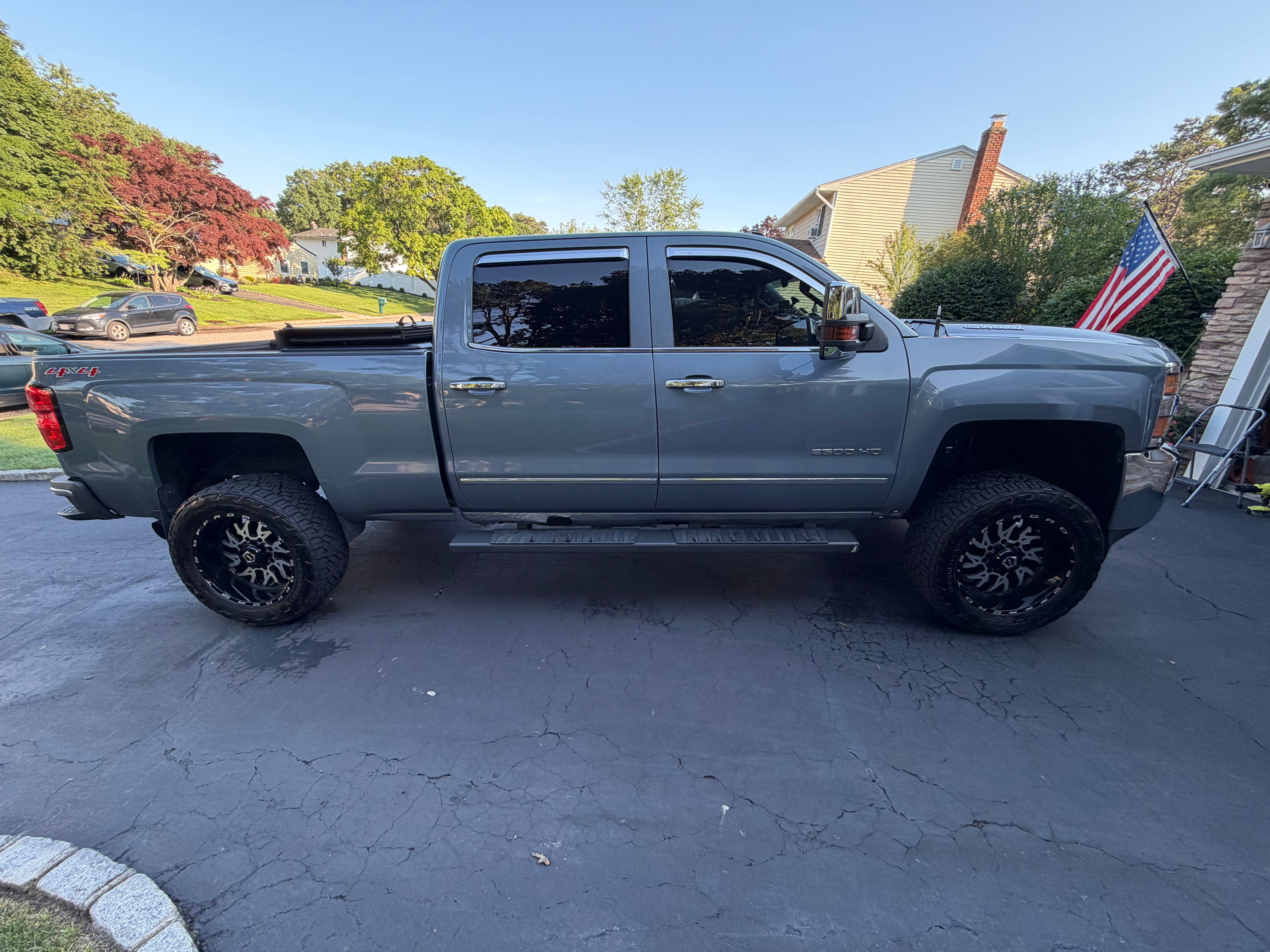 Used 2015 Chevrolet Silverado 2500 LTZ w/ Duramax Plus Package AWD/4WD image 8