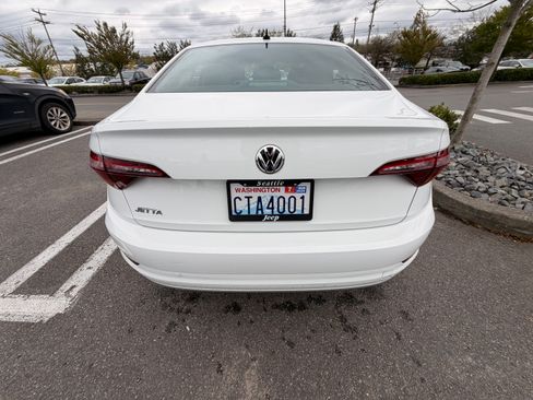 Used 2019 Volkswagen Jetta S w/ Driver Assistance Package FWD image 15