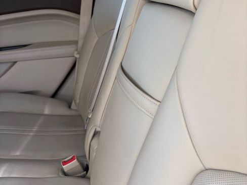 Used 2014 Cadillac SRX Performance w/ Driver Awareness Package image 13