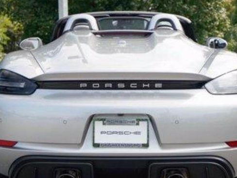 Used 2022 Porsche 718 Boxster Spyder image 5