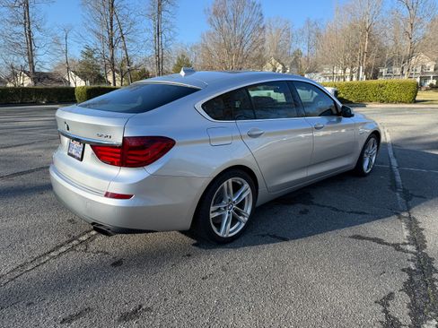 Used 2013 BMW 550i Gran Turismo image 5