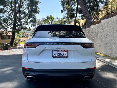 Used 2019 Porsche Cayenne AWD/4WD image 5