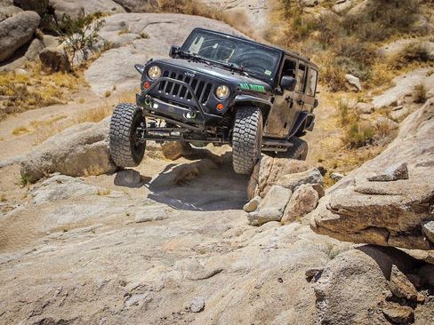 Used 2012 Jeep Wrangler Unlimited Sport AWD/4WD image 8