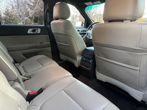 Used 2013 Ford Explorer Limited image 11