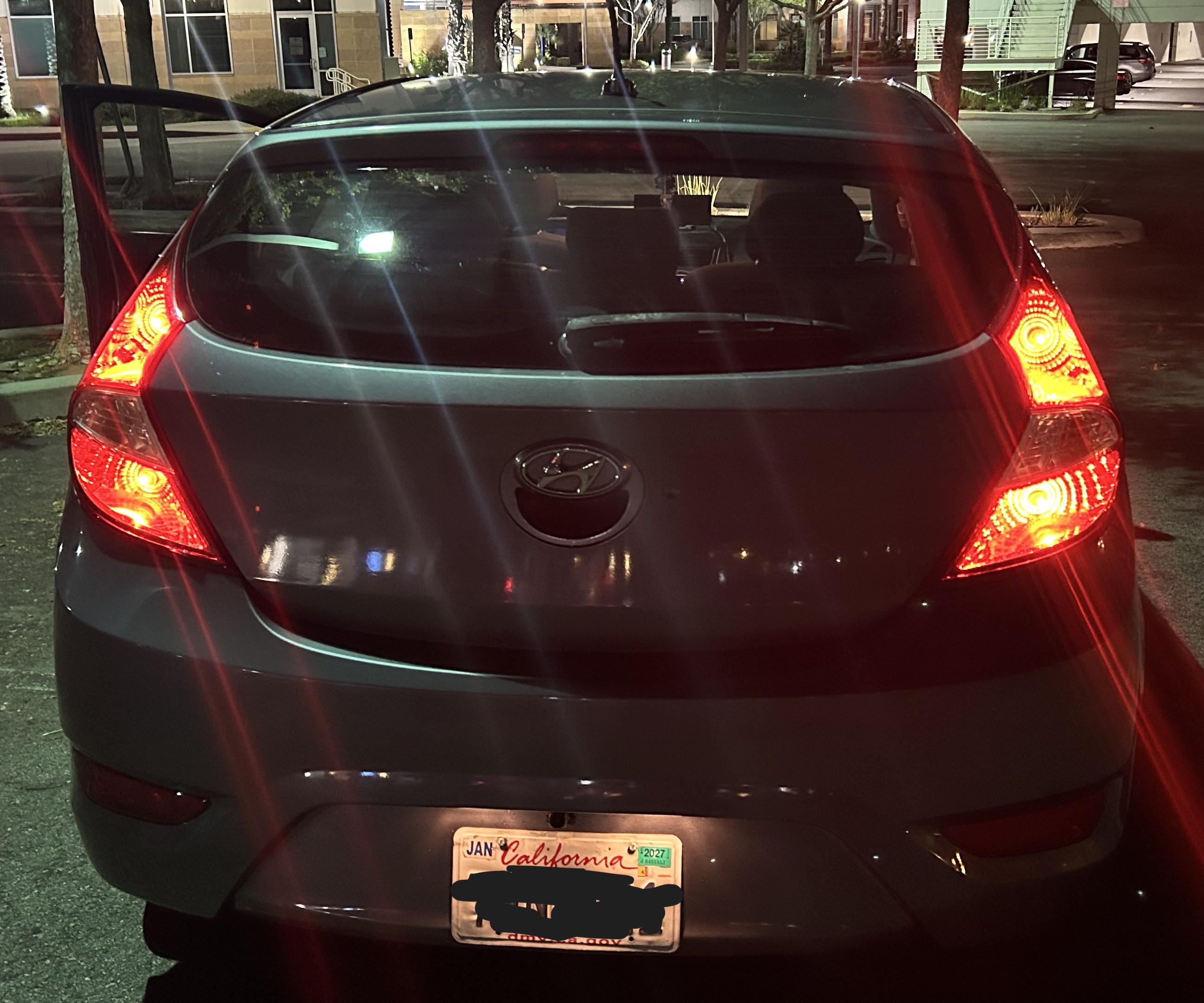 Used 2016 Hyundai Accent SE FWD image 4