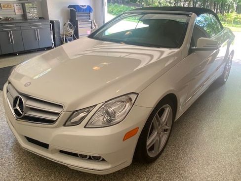 Used 2011 Mercedes-Benz E 350 Cabriolet image 21
