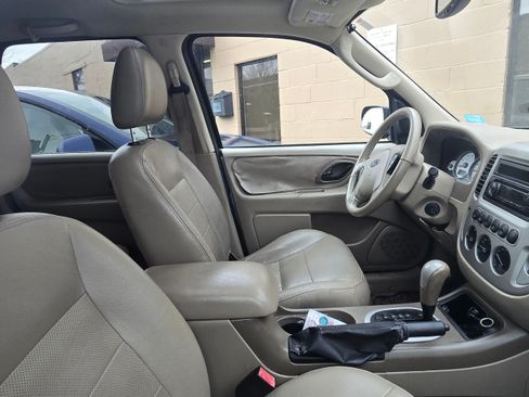 Used 2006 Ford Escape Limited image 13