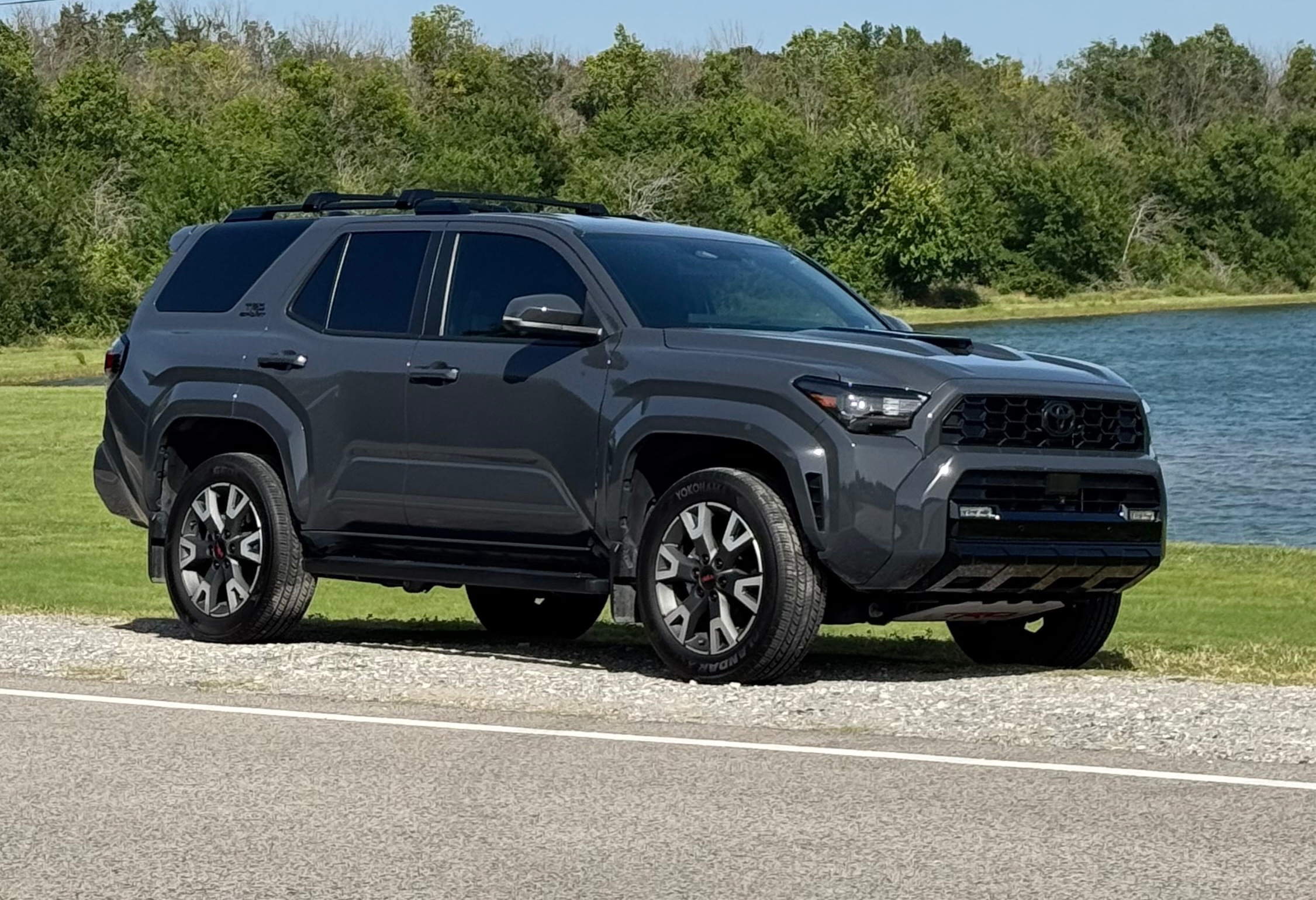 Used 2025 Toyota 4Runner TRD Sport Premium w/ Tow Technology Package AWD/4WD image 2