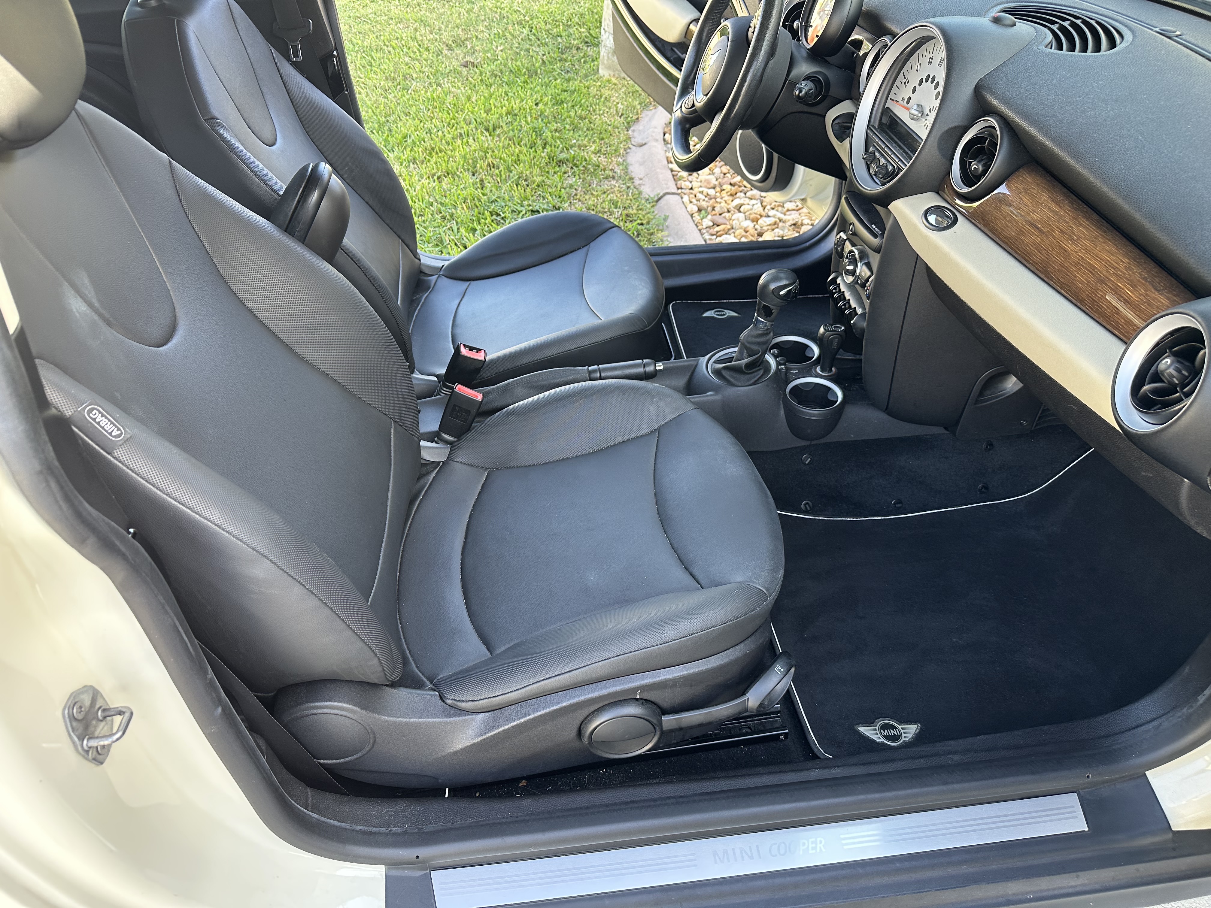 Used 2012 MINI Cooper Hardtop FWD image 13