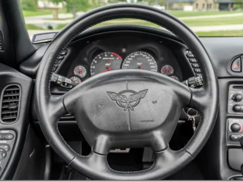 Used 2003 Chevrolet Corvette Convertible w/ Preferred Equipment Group1 image 18