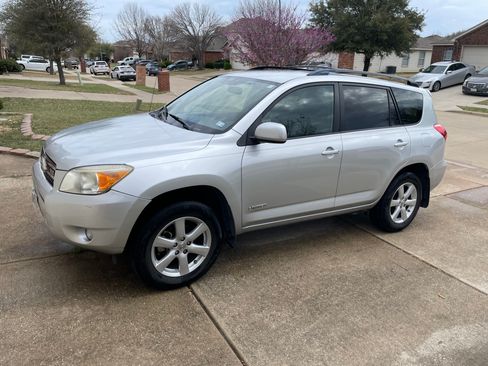 Used 2007 Toyota RAV4 Limited image 1