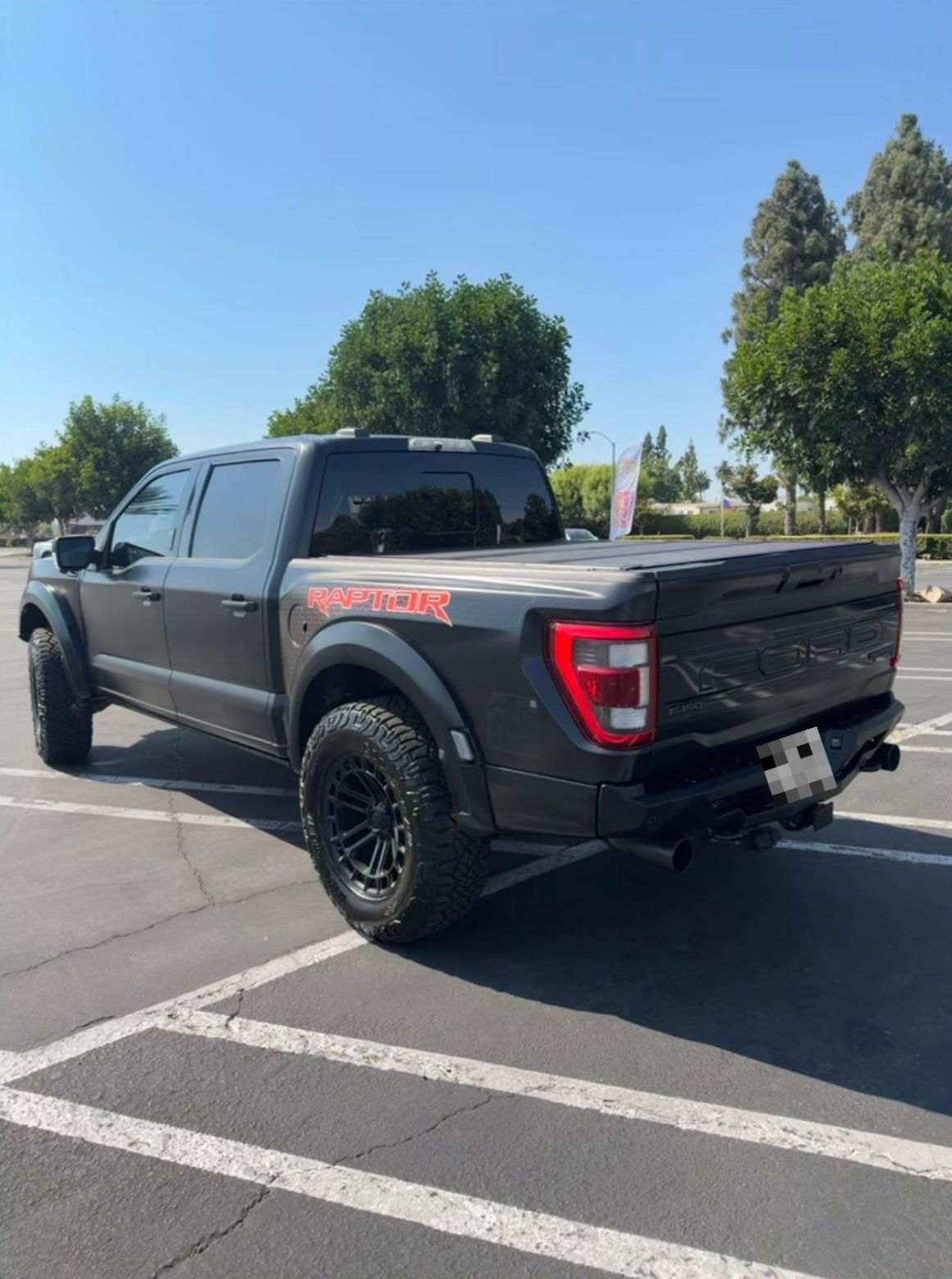 Used 2021 Ford F150 Raptor w/ Equipment Group 801A High AWD/4WD image 5