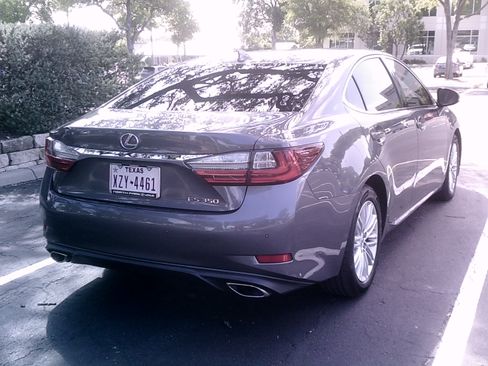 Used 2016 Lexus ES 350 w/ Navigation System Package FWD image 13
