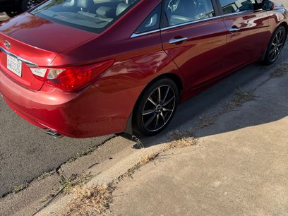 Used 2011 Hyundai Sonata SE w/ Navigation & Sunroof Pkg 4