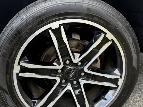 Used 2019 Ford Expedition Max Limited w/ Equipment Group 303A image 10