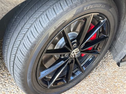 Used 2025 Volkswagen Jetta GLI Autobahn image 23