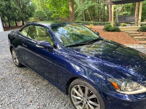 Used 2014 Lexus IS 250C w/ Navigation System Package RWD image 12
