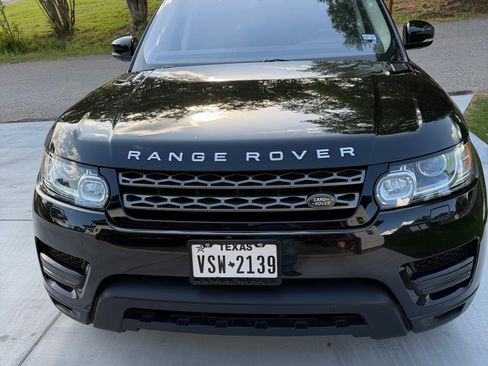 Used 2016 Land Rover Range Rover Sport SE image 14
