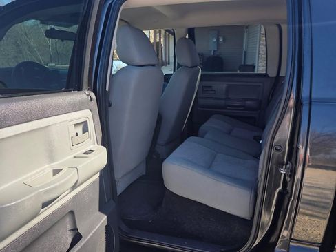 Used 2011 Dodge Dakota Big Horn image 9