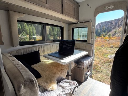 Used 2019 Ford F350 Lariat w/ Lariat Ultimate Package image 25